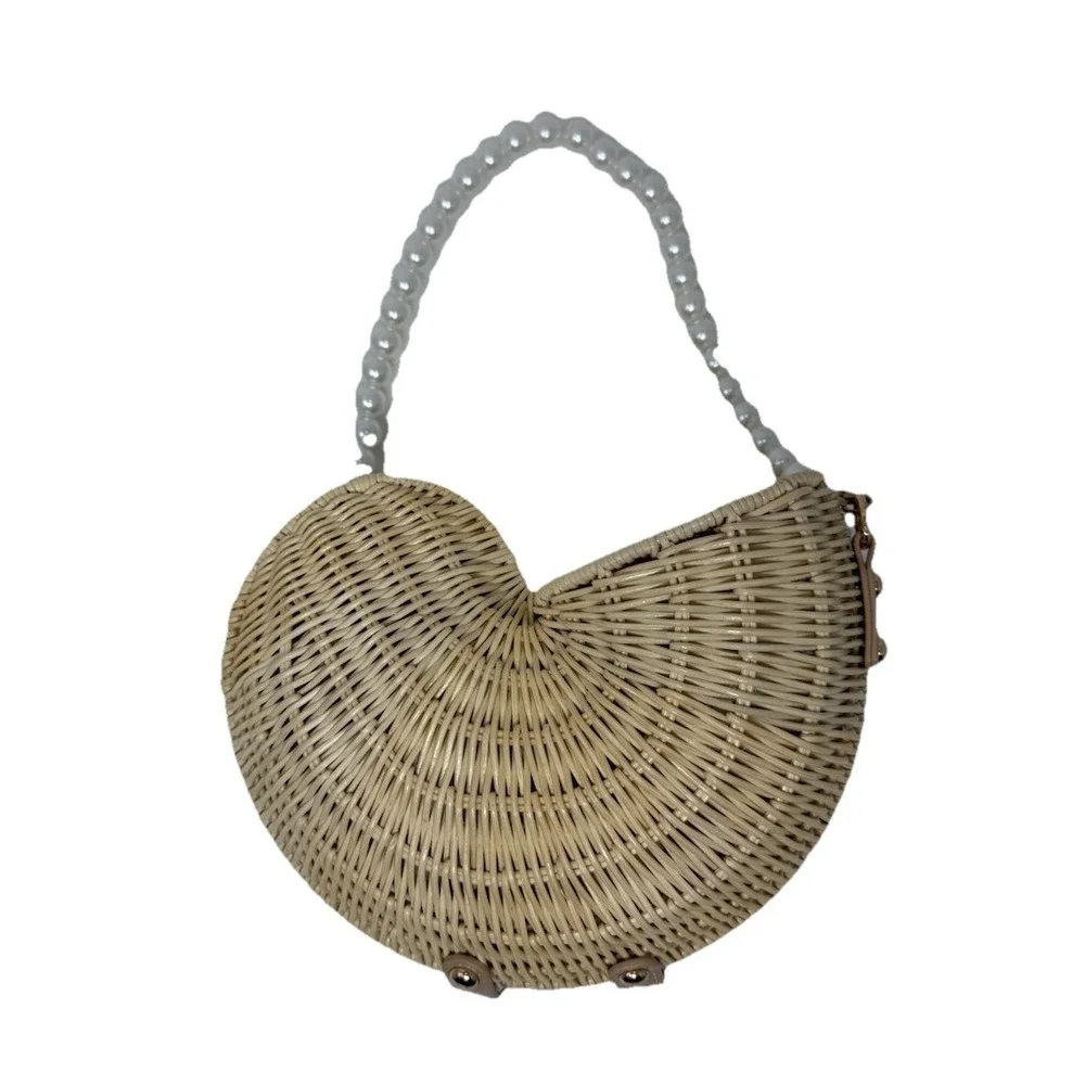 Tommy Bahama Wicker Rattan Conch Shell Clutch Handbag Crossbody Summer Beach NWT